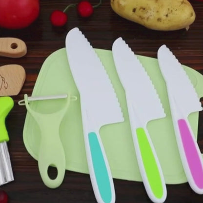 JuniorKoch™ - Schneidebrett-Set für Kinder inkl. 1x Kochschürze